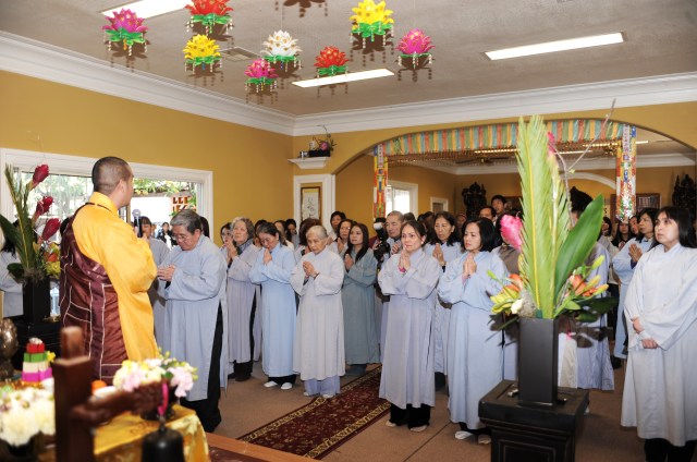 Mỹ: Chùa Liễu Quán (San Jose) tổ chức lễ hiệp kỵ chư vị hương linh và tất niên năm Nhâm Thìn