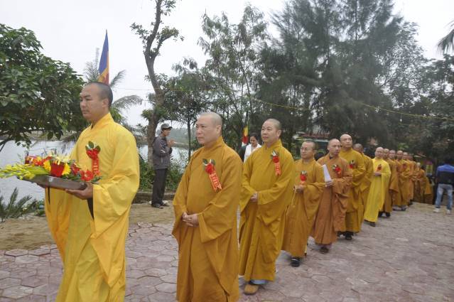 Hà Tĩnh: Long trọng tổ chức Đại lễ lạc thành, an vị tượng Phật tại chùa Phong Phạn