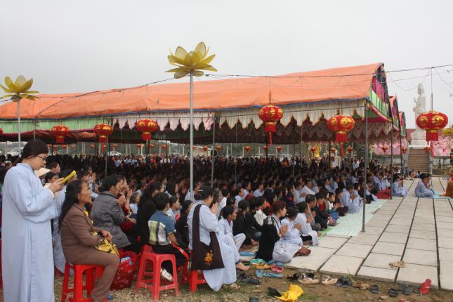 Hà Tĩnh: Lễ &quot;cầu&quot; được an tại ngôi chùa Tịnh Pháp