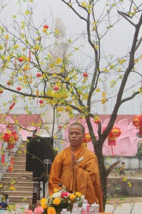 Hà Tĩnh: Lễ &quot;cầu&quot; được an tại ngôi chùa Tịnh Pháp
