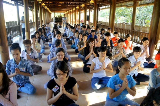 TPHCM: Thanh niên Phật tử tham gia Khóa tu Giã Từ Huyễn Mộng