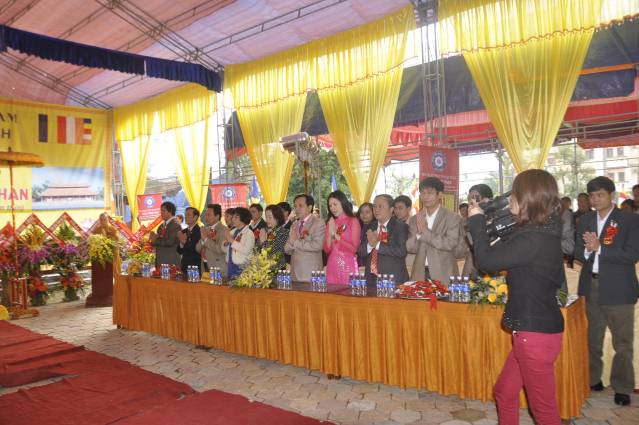 Hà Tĩnh: Long trọng tổ chức Đại lễ lạc thành, an vị tượng Phật tại chùa Phong Phạn