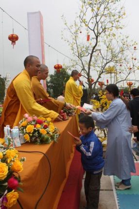 Hà Tĩnh: Lễ &quot;cầu&quot; được an tại ngôi chùa Tịnh Pháp