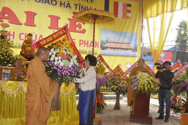 Hà Tĩnh: Long trọng tổ chức Đại lễ lạc thành, an vị tượng Phật tại chùa Phong Phạn