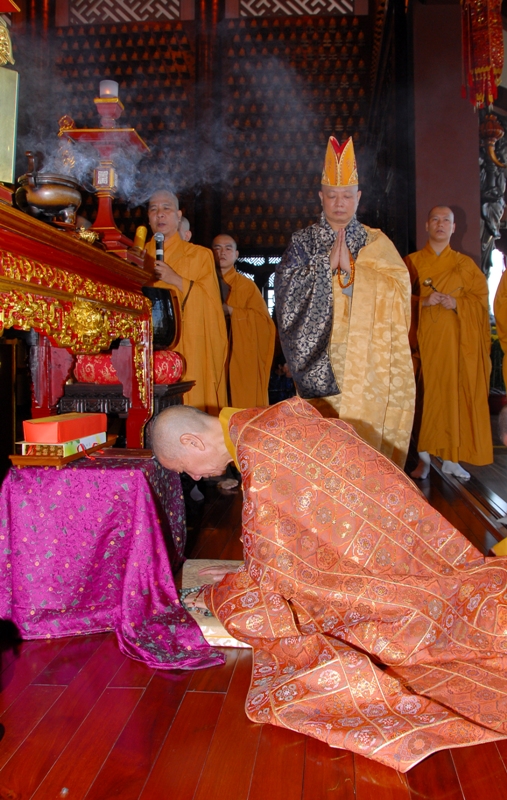 TP. HCM: Pháp hội Dược Sư hoàn mãn