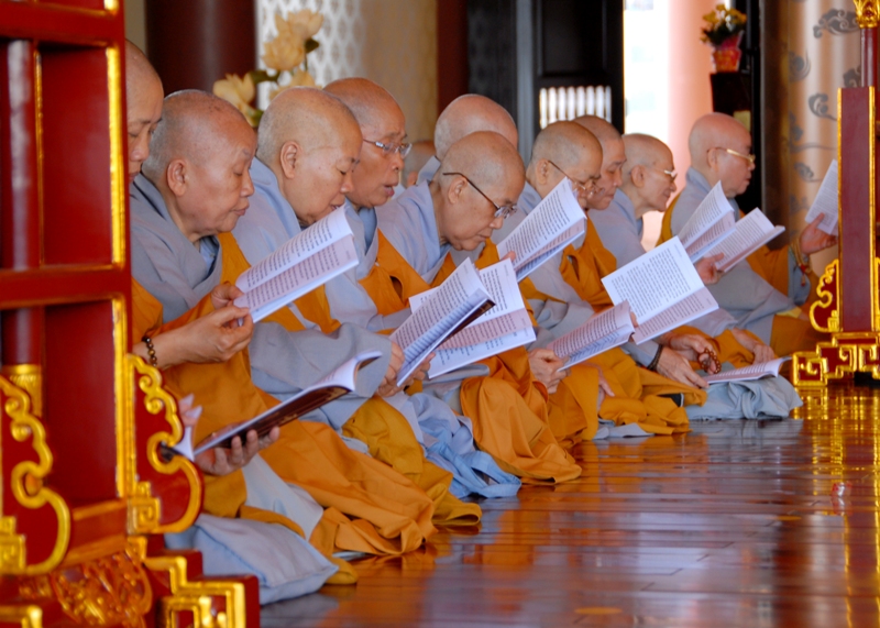 TP. HCM: Pháp hội Dược Sư hoàn mãn