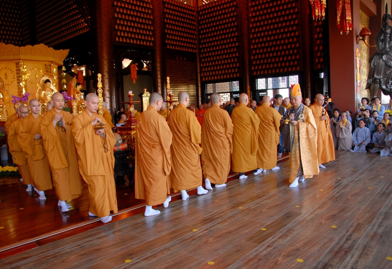 TP. HCM: Pháp hội Dược Sư hoàn mãn