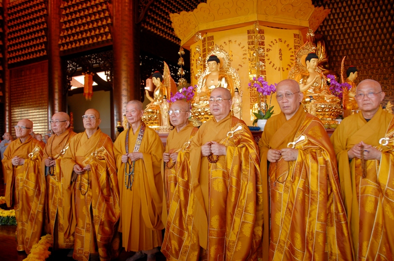 TP. HCM: Pháp hội Dược Sư hoàn mãn