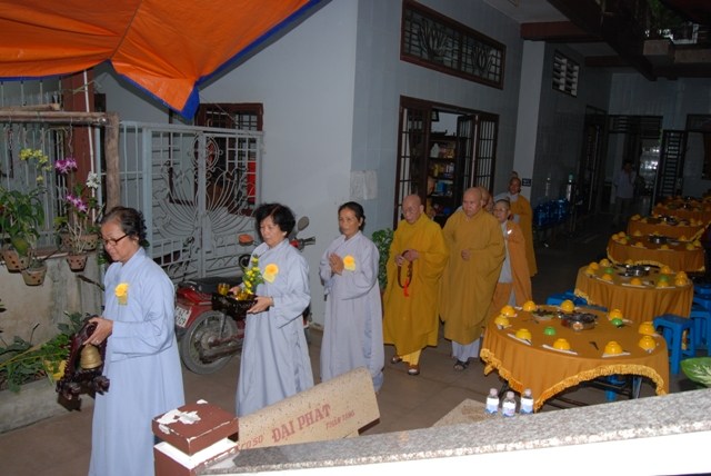 Long An: Chúc thọ đầu năm tại chùa Hòa Bình - Cần Giuộc