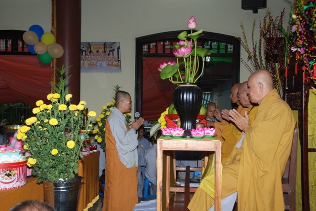 Long An: Chúc thọ đầu năm tại chùa Hòa Bình - Cần Giuộc