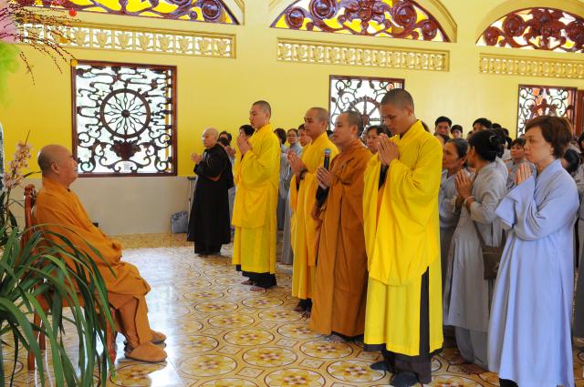 Tp.HCM: TV Pháp Hạnh (Củ Chi) hành hương 10 chùa đầu năm