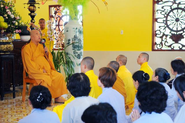 Tp.HCM: TV Pháp Hạnh (Củ Chi) hành hương 10 chùa đầu năm