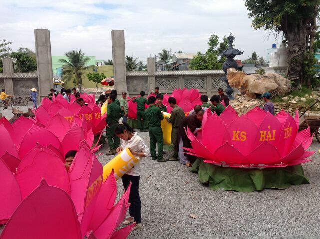 Đêm Hoa Đăng Hà Tiên kỷ niệm 277 năm Tao Đàn Chiêu Anh Các