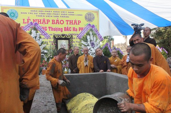Vĩnh Long: Xúc động chùm ảnh lễ tiễn đưa HT. Thích Đắc Pháp về cõi Phật