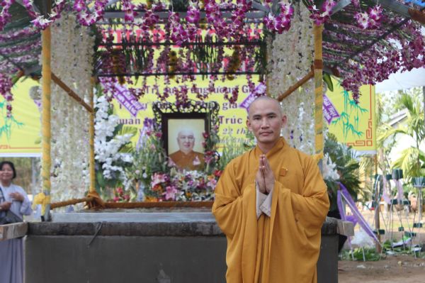 Vĩnh Long: Xúc động chùm ảnh lễ tiễn đưa HT. Thích Đắc Pháp về cõi Phật