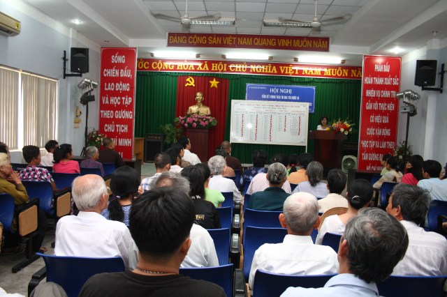 Hội từ thiện Đạo Phật Ngày Nay chăm lo tết cho người nghèo P. 2, Q. Phú Nhuận