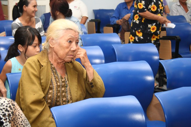 Hội từ thiện Đạo Phật Ngày Nay chăm lo tết cho người nghèo P. 2, Q. Phú Nhuận