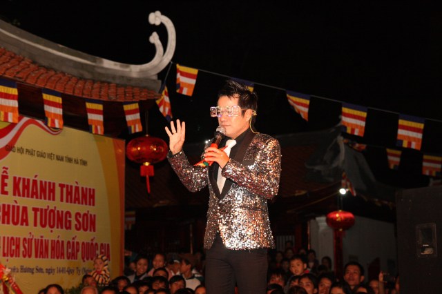 Hà Tĩnh: Ca nhạc mừng lễ khánh thành chùa Tượng Sơn