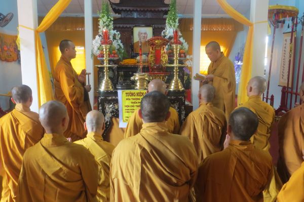Vĩnh Long: Xúc động chùm ảnh lễ tiễn đưa HT. Thích Đắc Pháp về cõi Phật