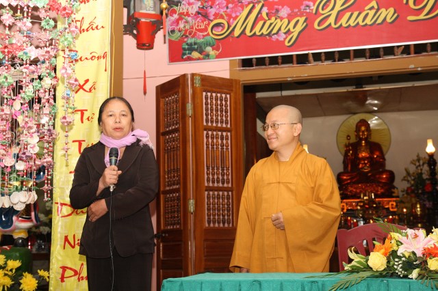 Hội từ thiện Đạo Phật Ngày Nay giúp đỡ người nghèo tại Hà Tĩnh