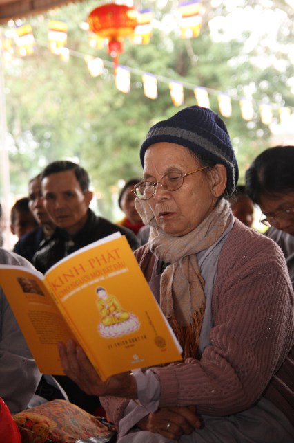 Hội từ thiện Đạo Phật Ngày Nay giúp đỡ người nghèo tại Hà Tĩnh