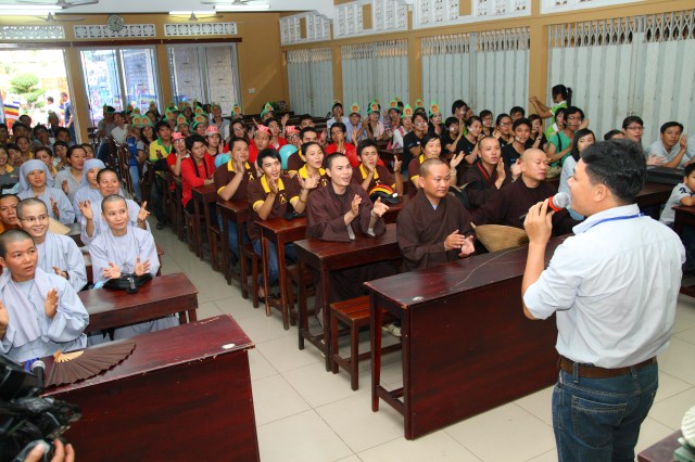 Ban Văn hóa THPG TP. HCM: Diễu hành xe đạp kêu gọi bảo vệ môi trường