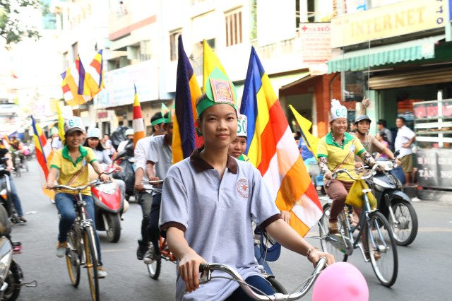 Ban Văn hóa THPG TP. HCM: Diễu hành xe đạp kêu gọi bảo vệ môi trường