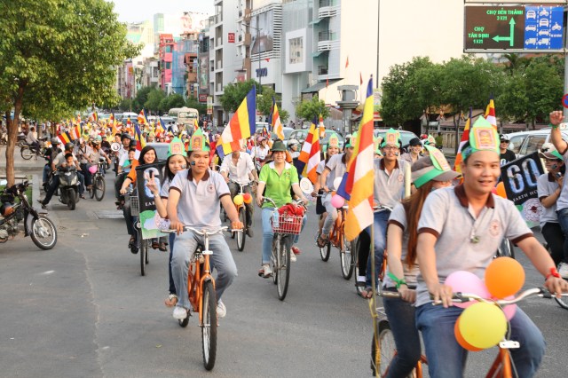 Ban Văn hóa THPG TP. HCM: Diễu hành xe đạp kêu gọi bảo vệ môi trường