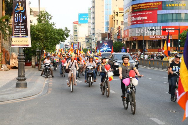 Ban Văn hóa THPG TP. HCM: Diễu hành xe đạp kêu gọi bảo vệ môi trường