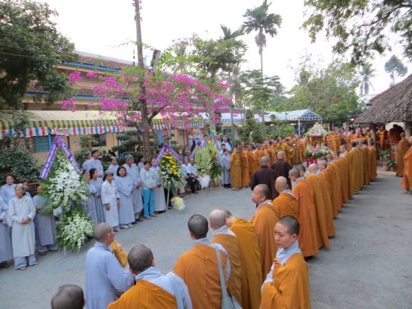 Vĩnh Long: Xúc động chùm ảnh lễ tiễn đưa HT. Thích Đắc Pháp về cõi Phật