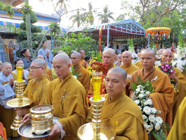 Vĩnh Long: Xúc động chùm ảnh lễ tiễn đưa HT. Thích Đắc Pháp về cõi Phật