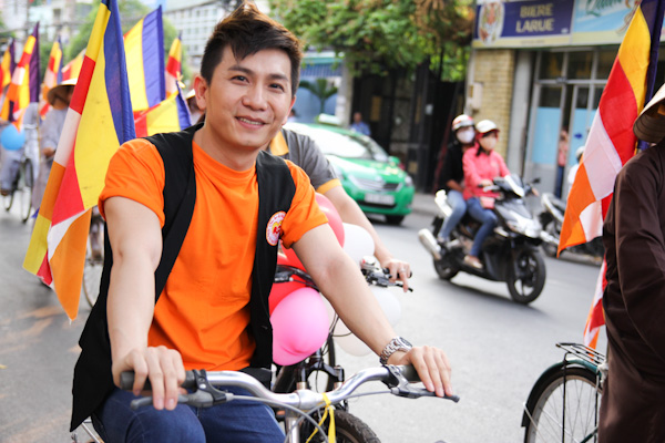 Ban Văn hóa THPG TP. HCM: Diễu hành xe đạp kêu gọi bảo vệ môi trường