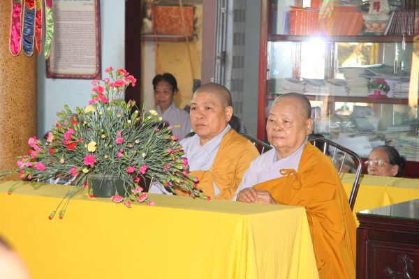 Hóc Môn: Lễ động thổ trùng tu chùa Linh Sơn