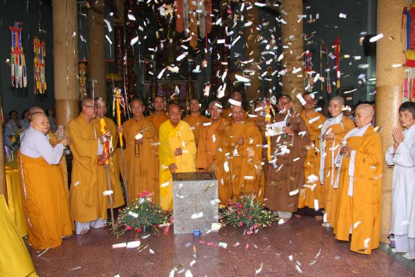 Hóc Môn: Lễ động thổ trùng tu chùa Linh Sơn