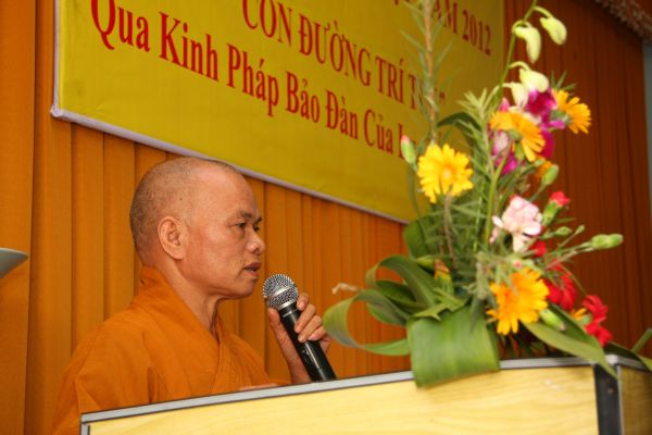 TP.HCM: Đêm hoa đăng mừng Thánh đạo