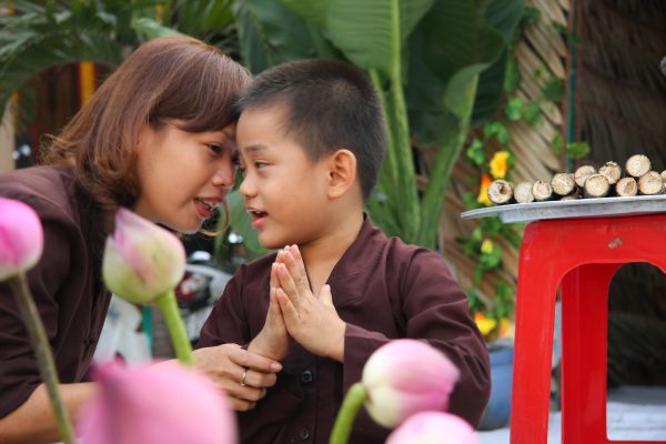 TP.HCM: Đêm hoa đăng mừng Thánh đạo