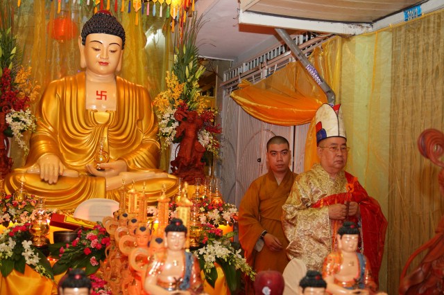 TP. HCM: Lễ tạ đàn Dược Sư Thất Châu tại chùa Huệ Quang