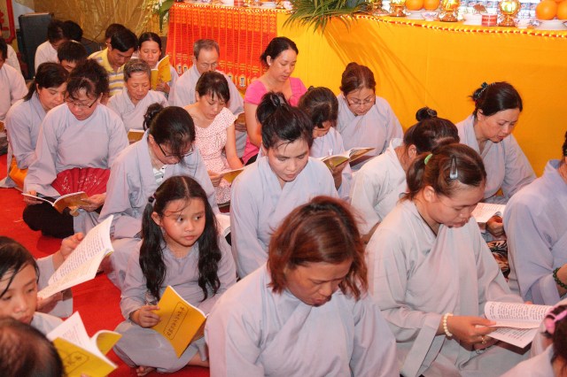 TP. HCM: Lễ tạ đàn Dược Sư Thất Châu tại chùa Huệ Quang