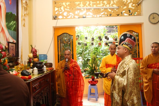 Chùm ảnh: Lễ hoàn đàn Dược Sư Thất Châu 3 ngày tại chùa Huệ Quang - Q. 10