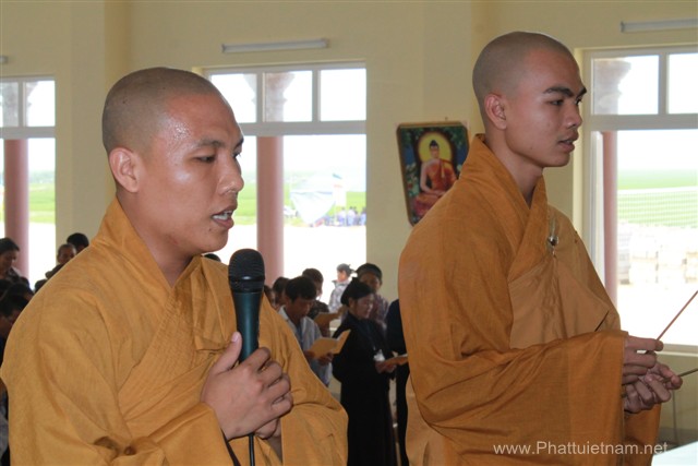 Nghệ An: ĐĐ. Thích Tuệ Minh thuyết giảng tại khóa tu An Lạc chùa Chí Linh