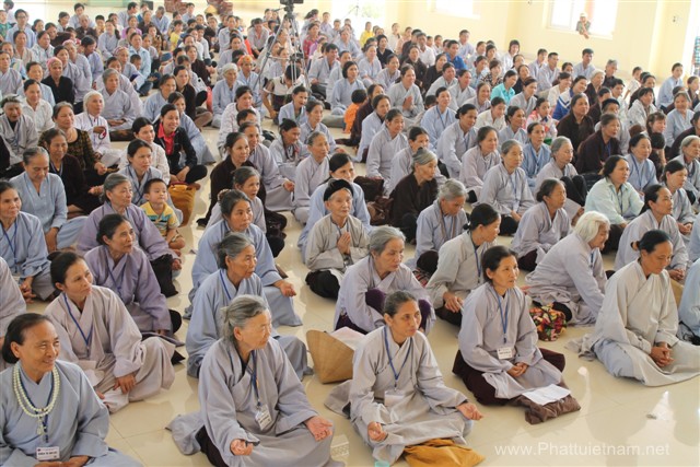 Nghệ An: ĐĐ. Thích Tuệ Minh thuyết giảng tại khóa tu An Lạc chùa Chí Linh