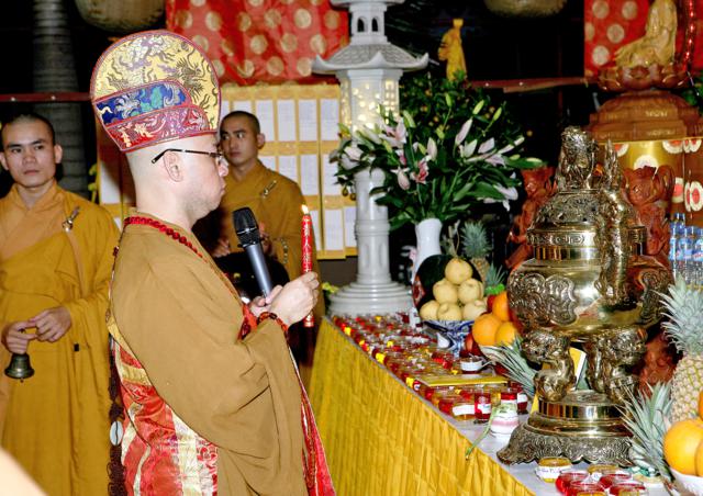 TP. HCM: Lễ Khai Đàn Dược Sư Tại Chùa Trung Nghĩa
