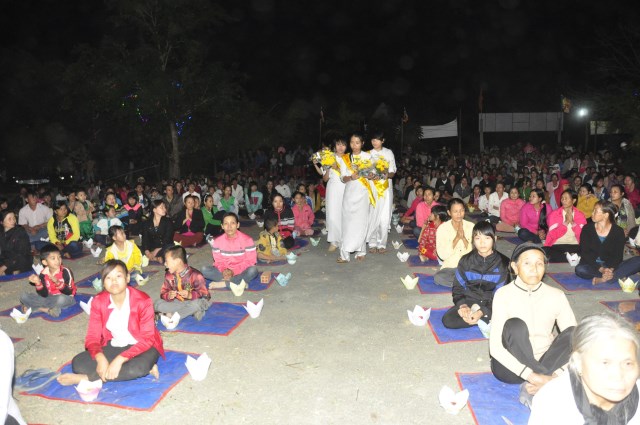 Đắk Nông: Lễ hội hoa đăng cầu quốc thái dân an chùa Linh Quang