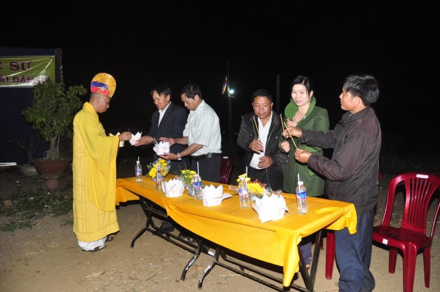 Đắk Nông: Lễ hội hoa đăng cầu quốc thái dân an chùa Linh Quang