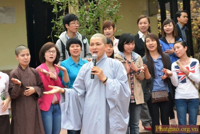 Hà Nội: Gần 200 học viên dự ngày tu an lạc tại chùa Đình Quán