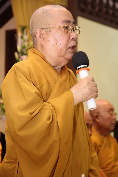 TP.HCM: Phật giáo Q. Tân Bình tổng kết Phật sự &amp; trao giáo chỉ tấn phong