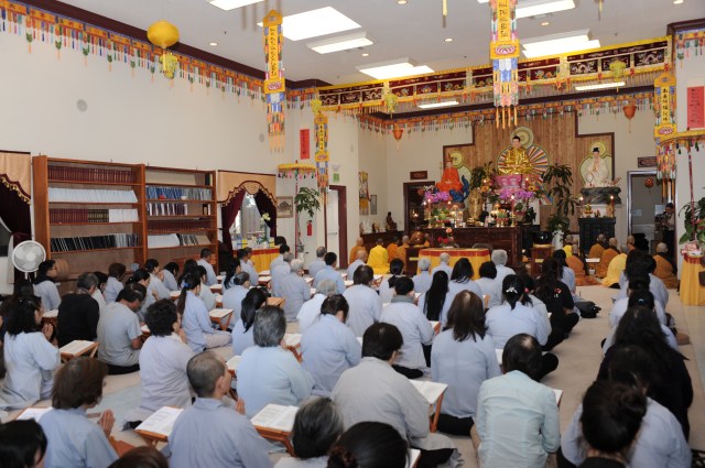 Hoa Kỳ: Chùa Phổ Từ tổ chức khóa tu học mùa hè 2013