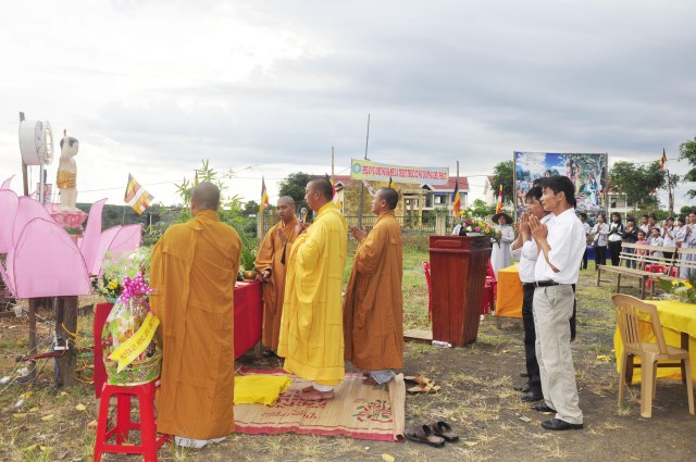 ĐăkNông: Chùa Linh Quang tổ chức đại Lễ Phật Đản PL 2557