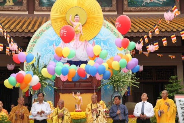 Quảng Trị: Đại lễ Phật đản tại Thành phố Đông Hà