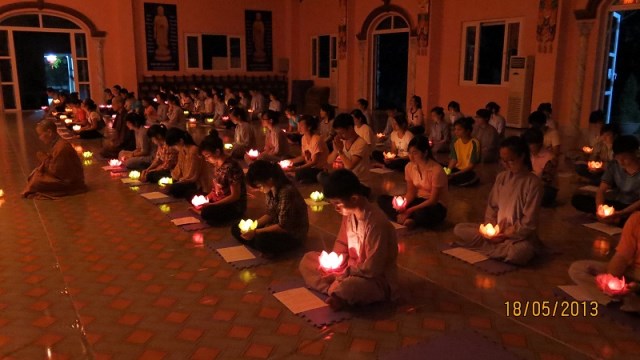 Khóa tu mừng ngày Phật đản với chủ đề ‘’ Tri ơn Phật đản sinh’’ tại chùa Sủi
